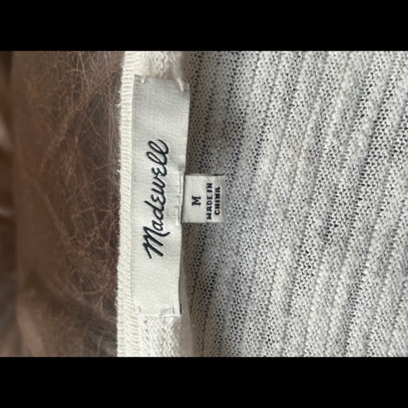 Madewell Cream Colored Woman’s Baggy Cardigan - Picture 3 of 3